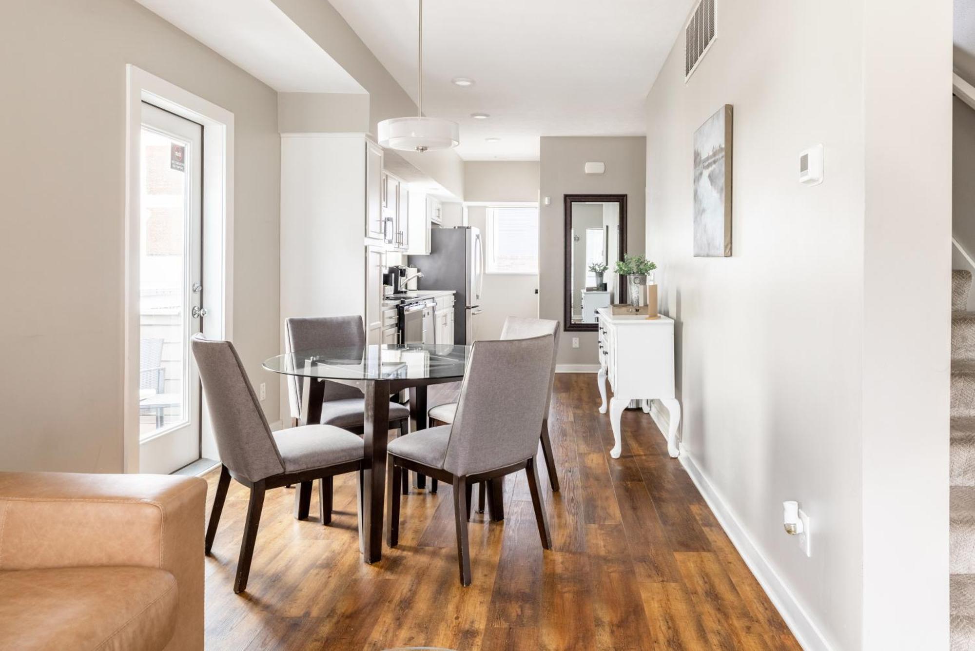 Luxury Downtown Townhome Private Garage Unit 9 Клівленд Екстер'єр фото